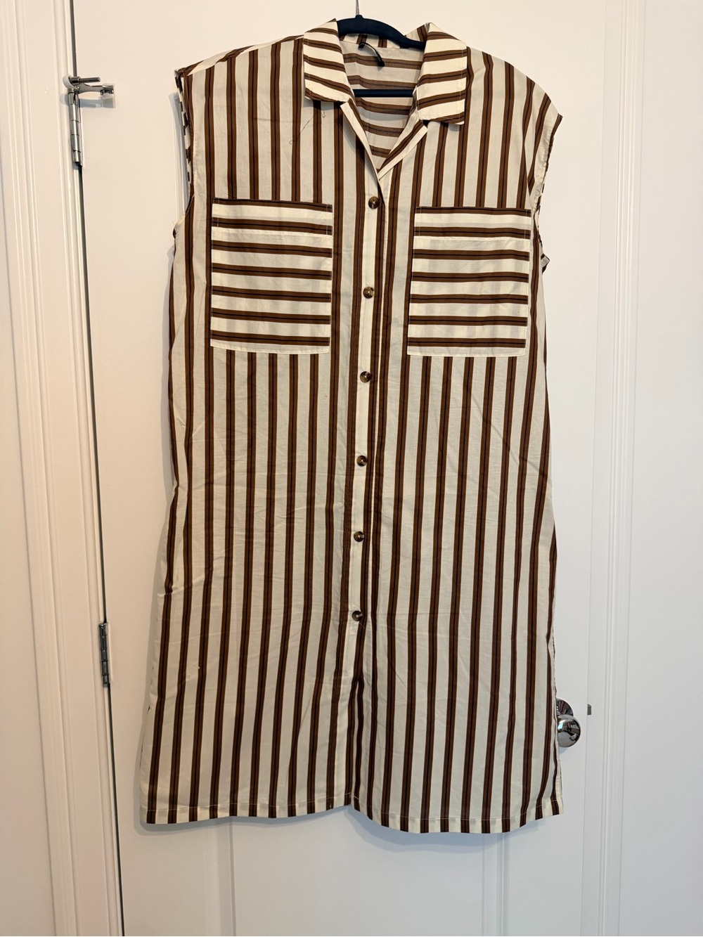 Sleeveless Button-Front Stripe Shirt Dress in Brown/Cream